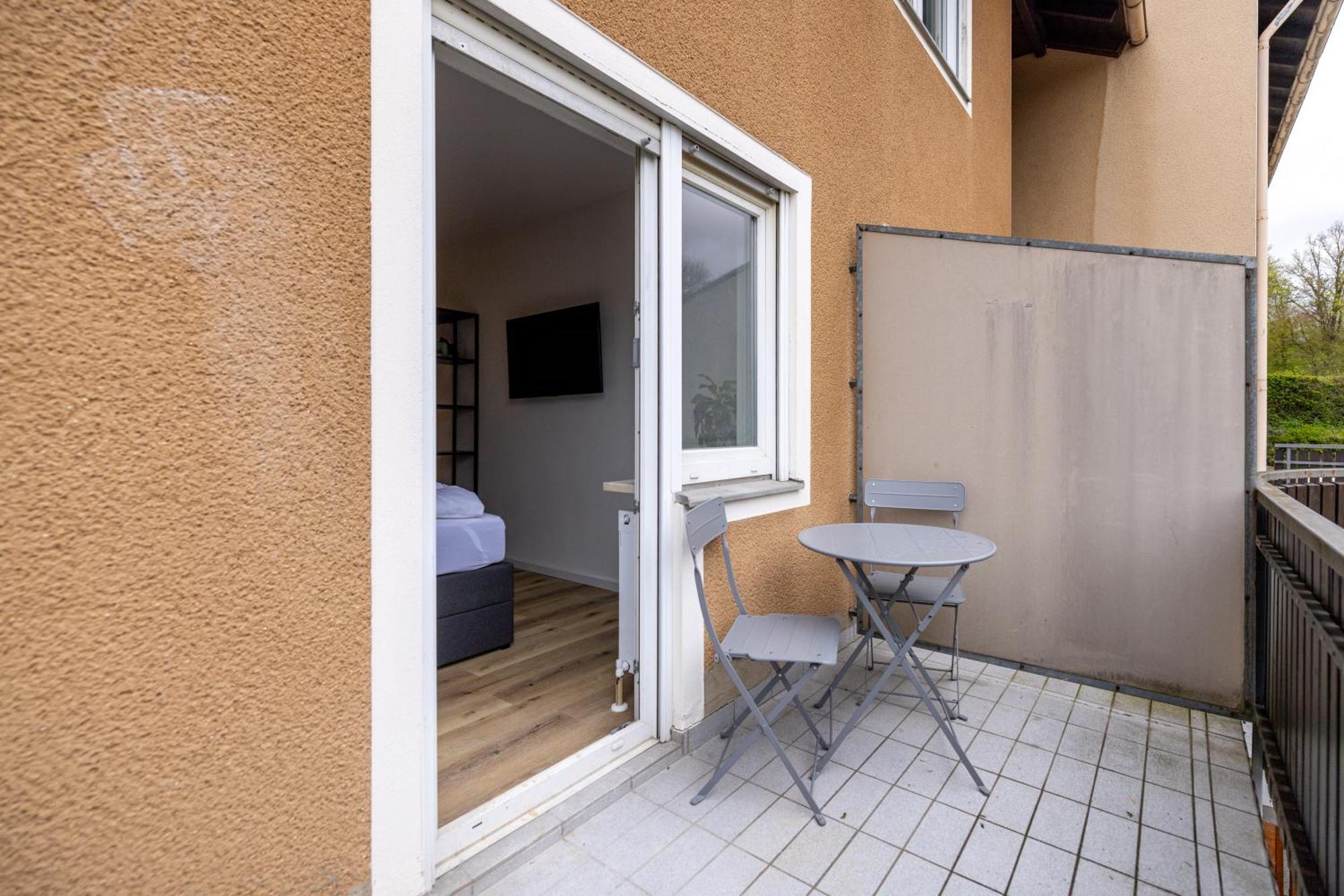 Kleines Apartment Mit Balkon Βίρτσμπουργκ Εξωτερικό φωτογραφία